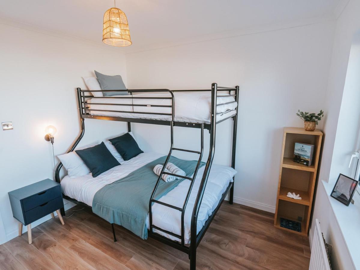 Tideaway - Cosy Seaside Village Bungalow Near Beach Castlerock Exterior foto